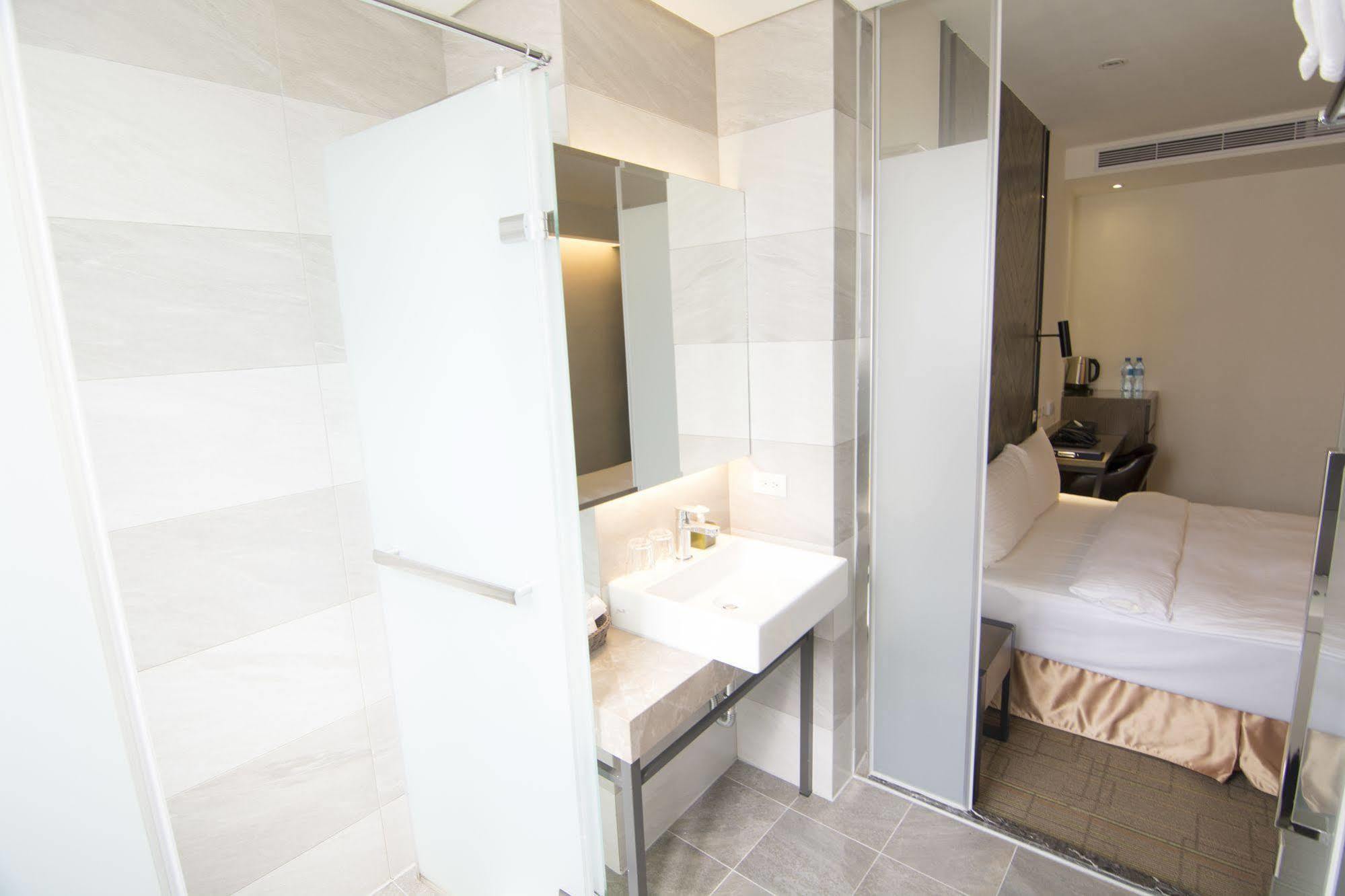 O2 Hotel Taipei Main Station מראה חיצוני תמונה