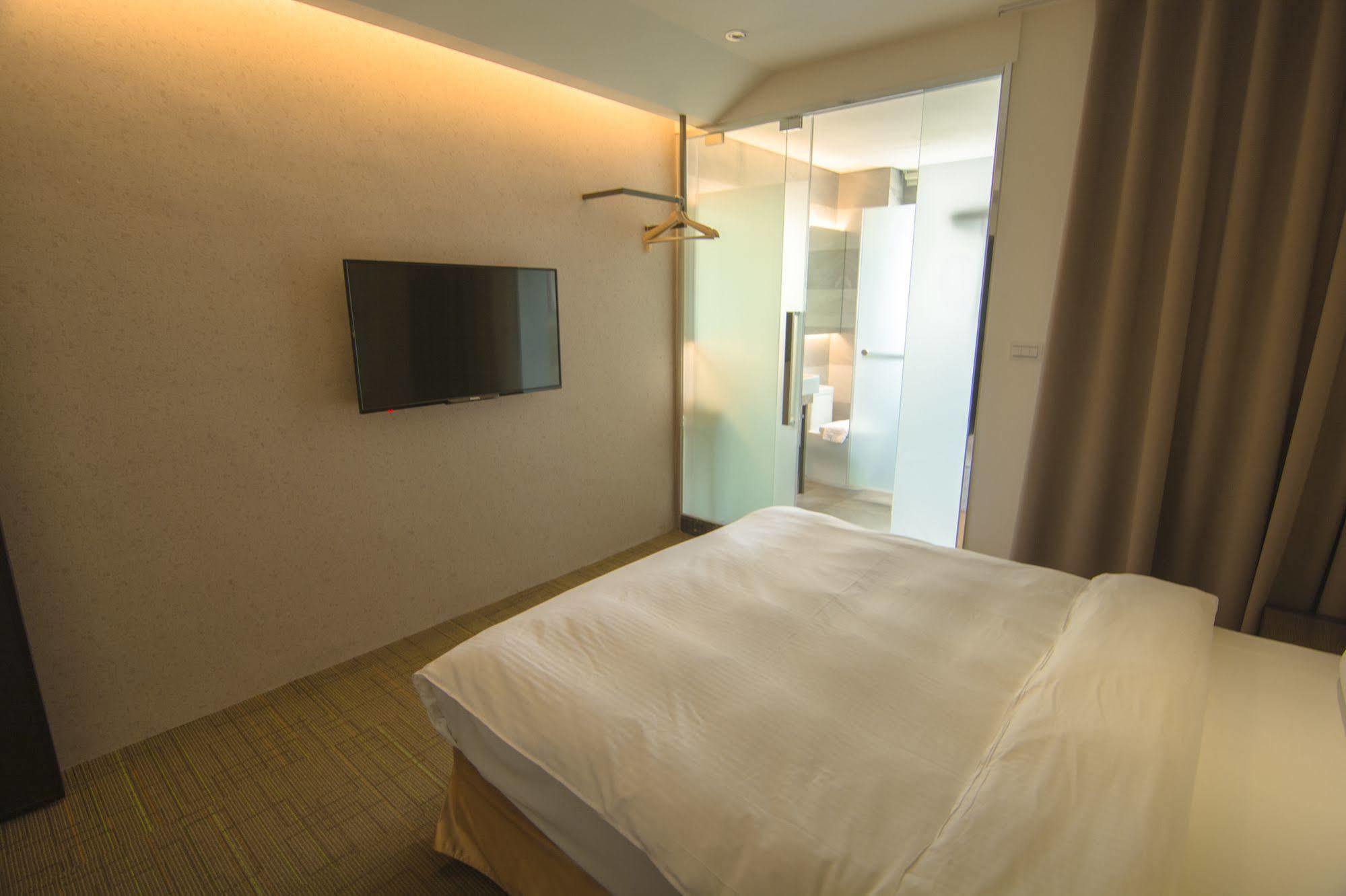O2 Hotel Taipei Main Station מראה חיצוני תמונה